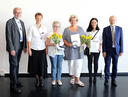 v.l. Franz Rudolf Klos, Anke Berger, Theresia Müller, Simone Bauer, Annelie Henn, Präsident Wolfgang Rau - Foto Christian Scholz